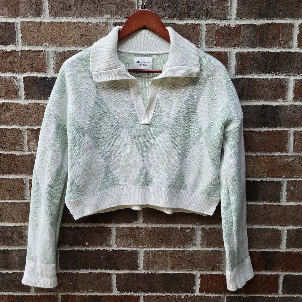 Abercrombie & Fitch Mint and White Knit Cropped  Sweater